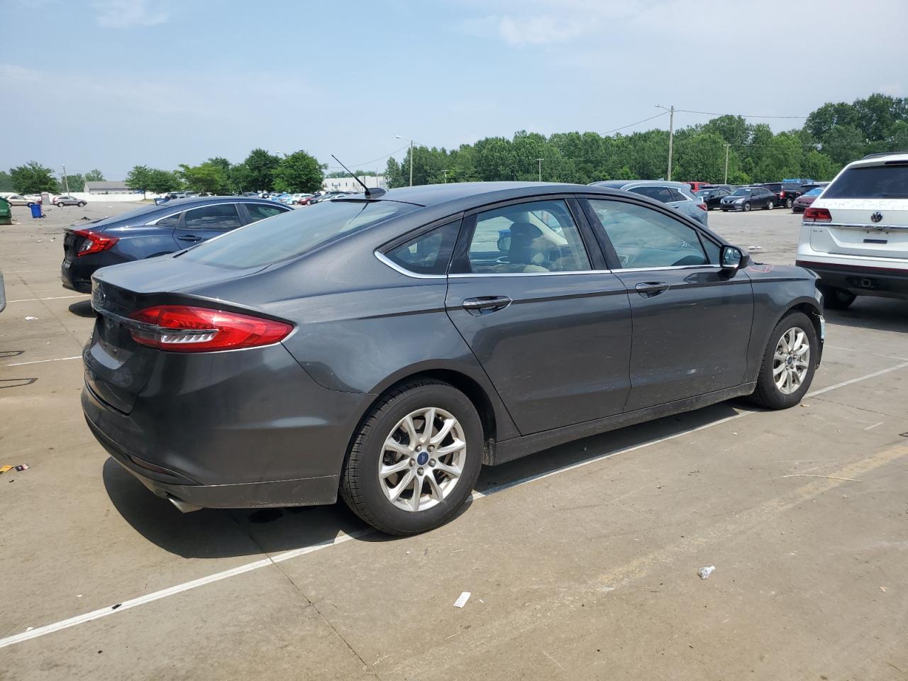 FORD FUSION 2018 VIN 3FA6P0G70JR146818 фото 3
