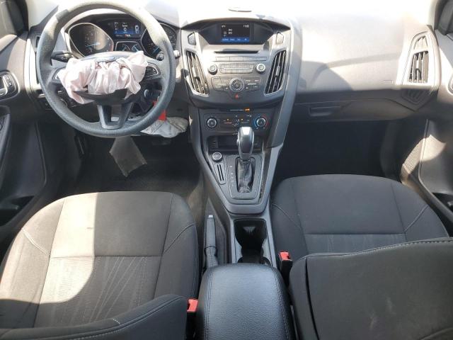 Hatchbacks FORD FOCUS 2015 Srebrny