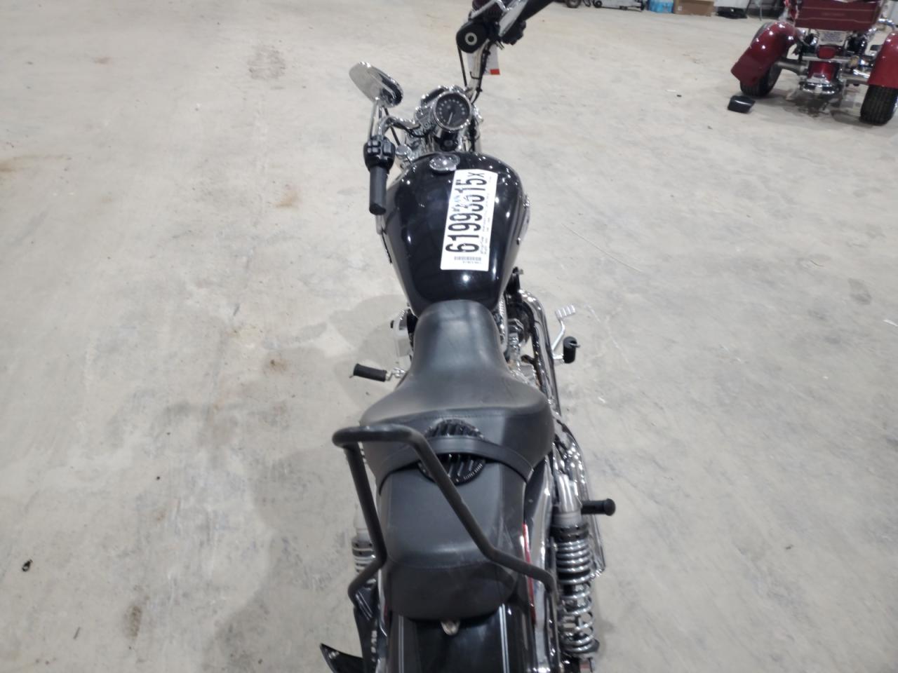 2017 Harley-Davidson Xl1200 C VIN: 1HD1CT31XHC445596 Lot: 61993615