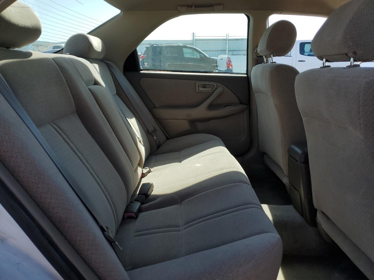 2000 Toyota Camry Le VIN: 4T1BF22K1YU955732 Lot: 62236265