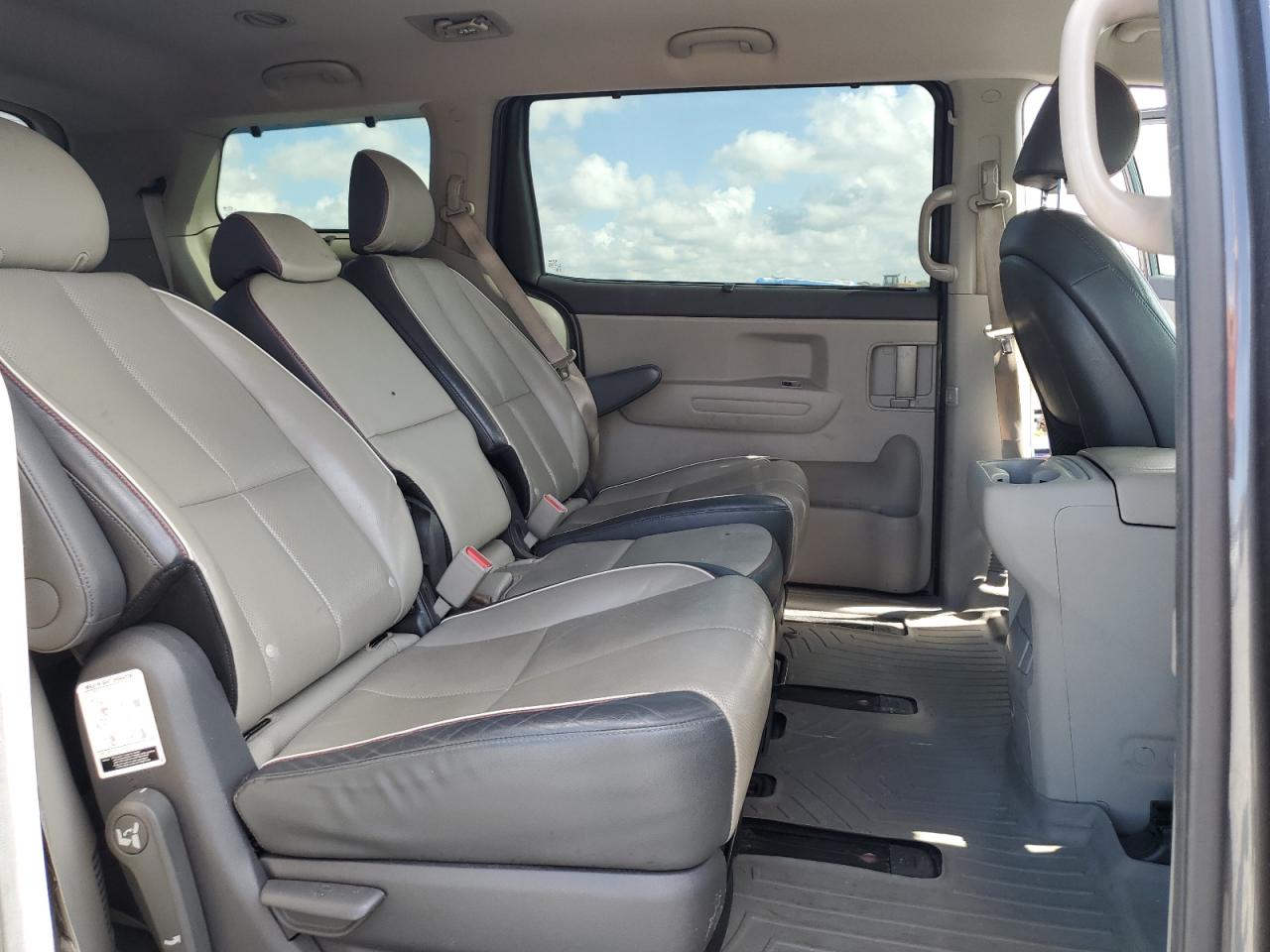 2017 Kia Sedona Lx VIN: KNDMB5C15H6328147 Lot: 60651195