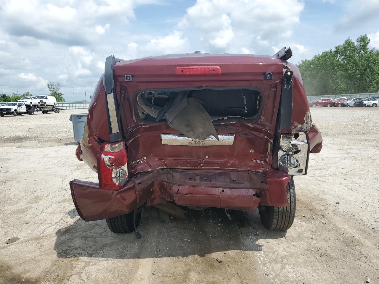 2007 Jeep Commander Limited VIN: 1J8HG58247C550546 Lot: 61238305