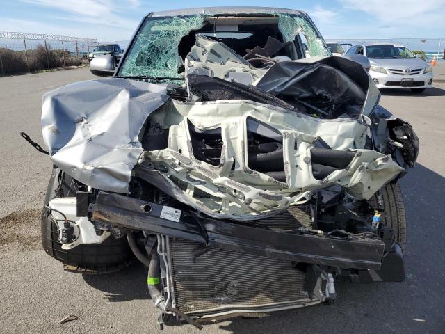  KIA SOUL 2023 Srebrny