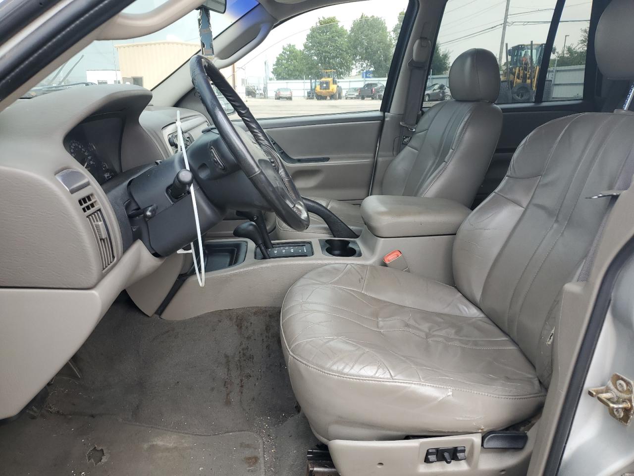 2002 Jeep Grand Cherokee Sport VIN: 1J4GW38S12C236897 Lot: 61746635