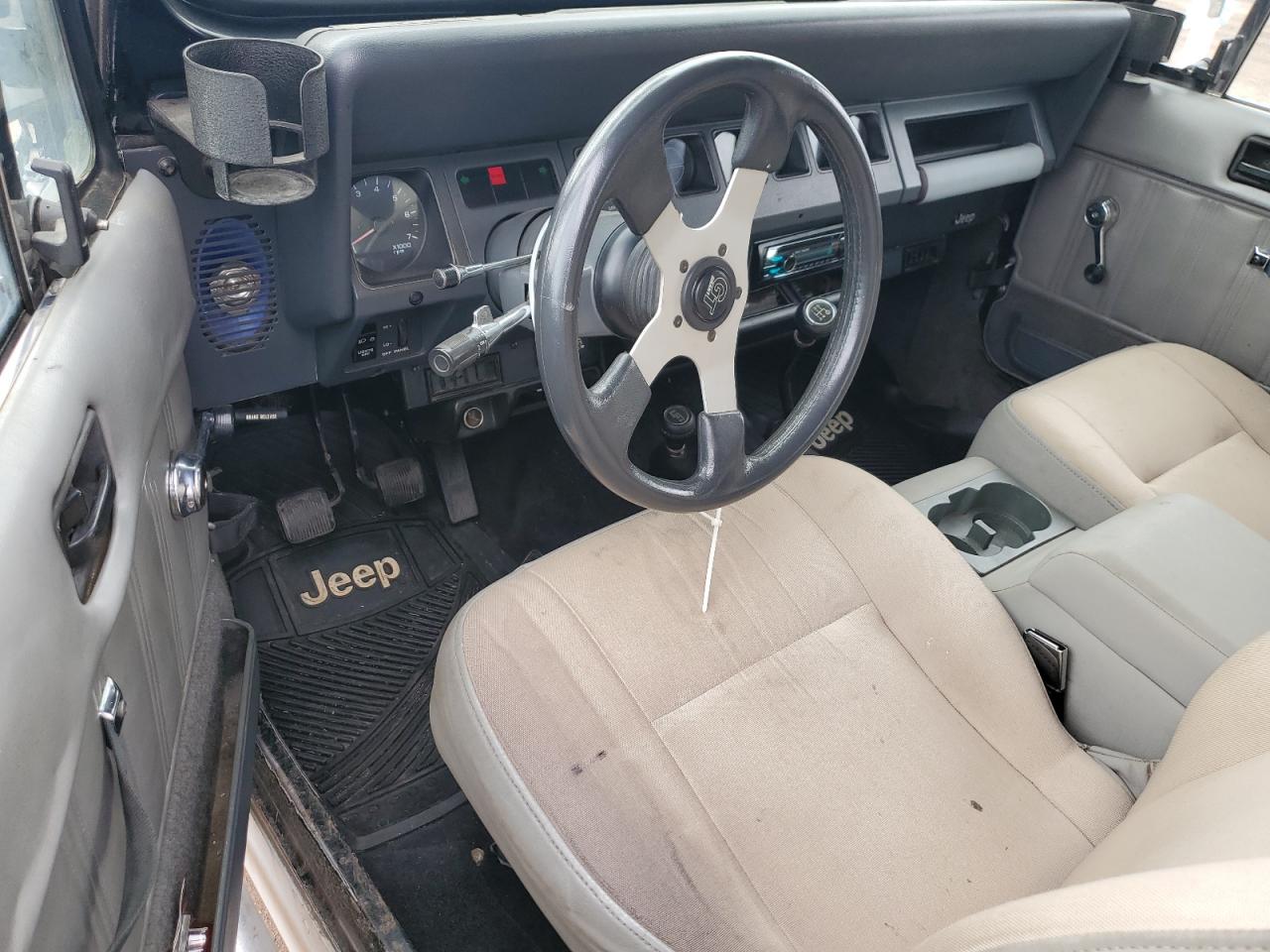 1988 Jeep Wrangler Laredo VIN: 2BCCV8143JB541883 Lot: 62228185