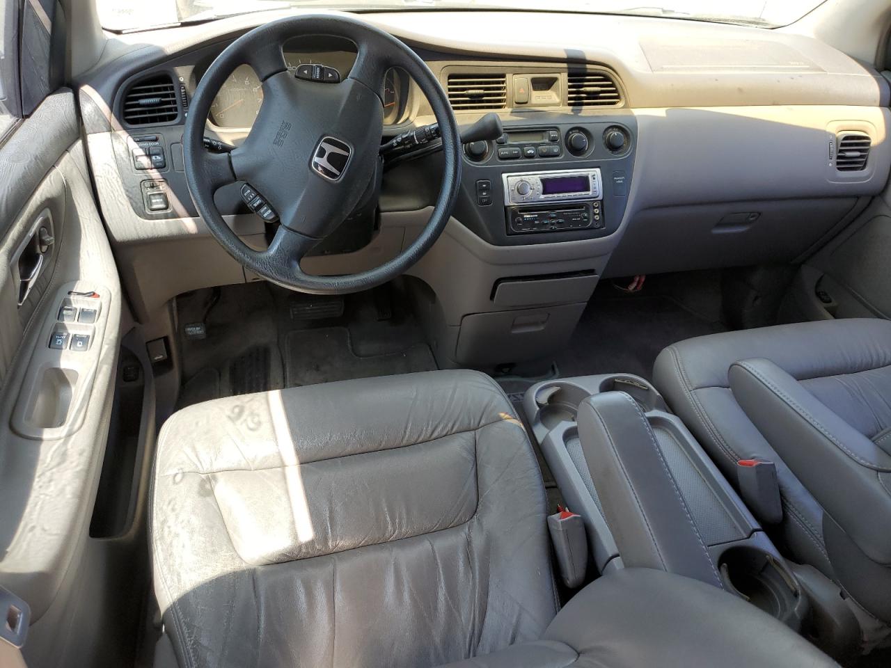 HONDA All Models 2003 VIN 5FNRL18913B141074 photo 8