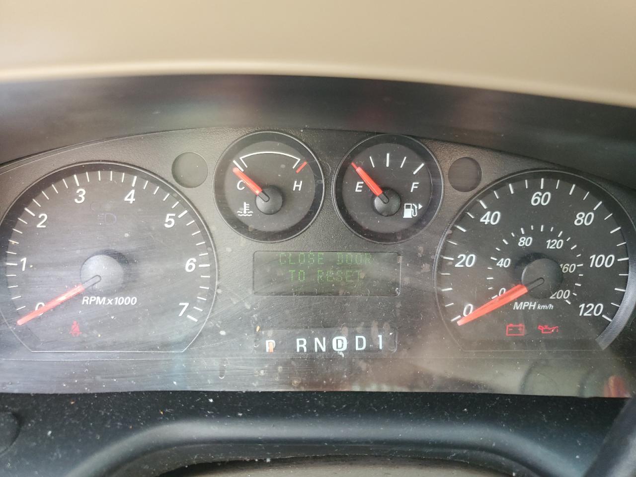 2005 Ford Taurus Se VIN: 1FAFP53U55A267952 Lot: 60103175