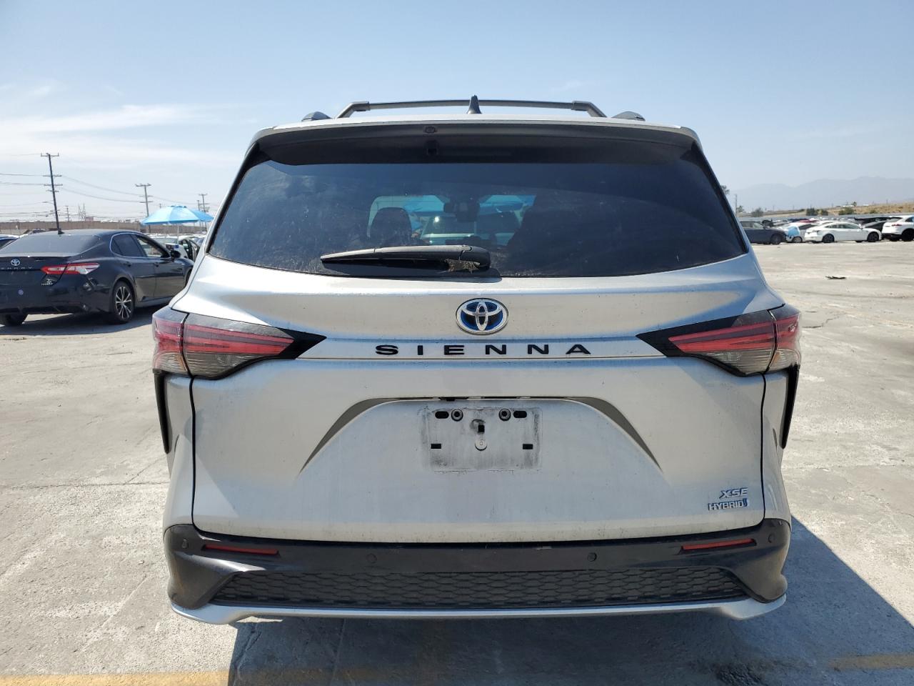 2021 Toyota Sienna Xse VIN: 5TDXRKEC1MS039105 Lot: 61100365