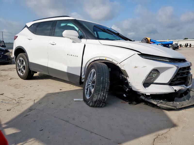  CHEVROLET BLAZER 2024 Белы