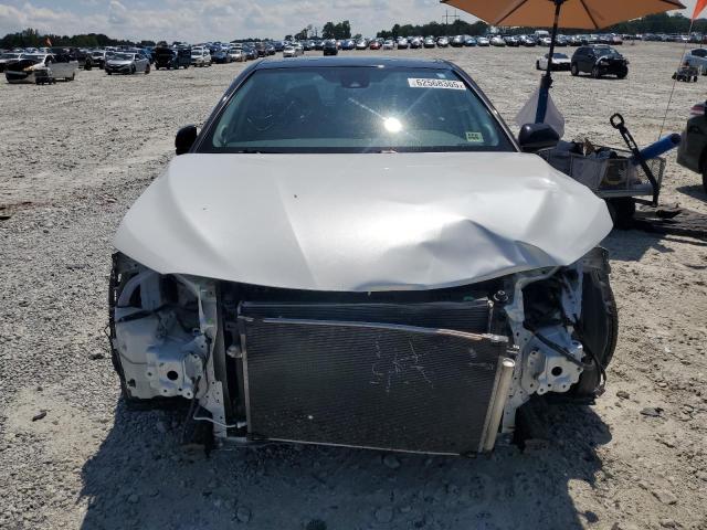  TOYOTA CAMRY 2019 White