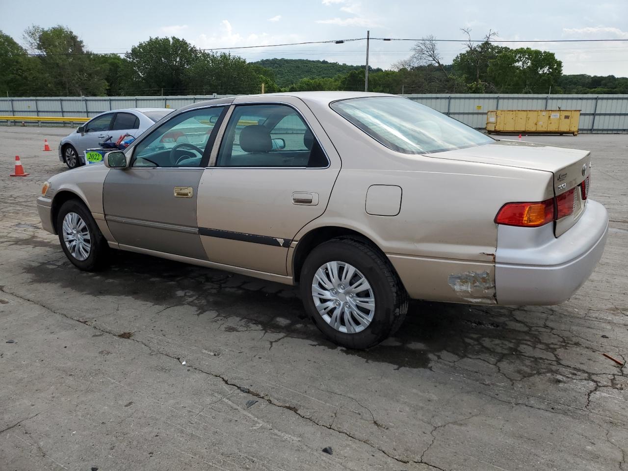 TOYOTA CAMRY 2001 VIN 4T1BG22K01U792977 фото 2