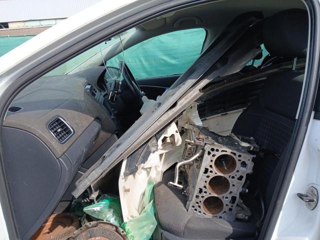 2014 VOLKSWAGEN POLO SE TD