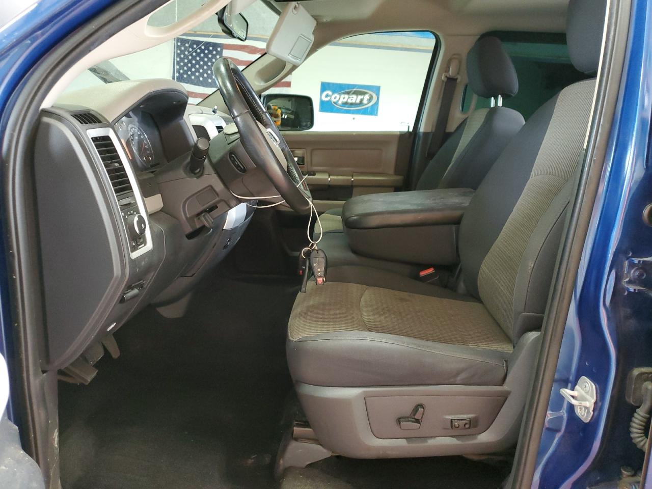 2009 Dodge Ram 1500 VIN: 1D3HV13T19S749849 Lot: 62477255