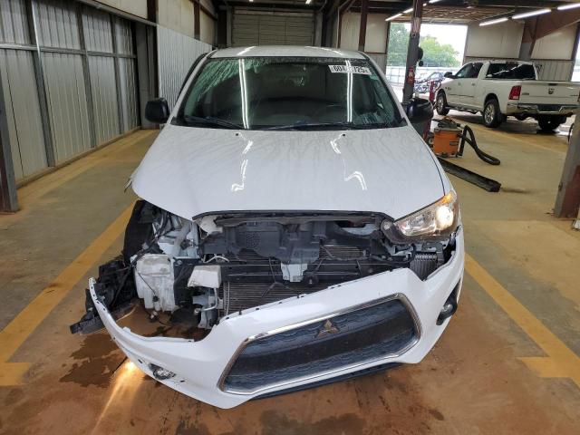 MITSUBISHI OUTLANDER 2015 Белы