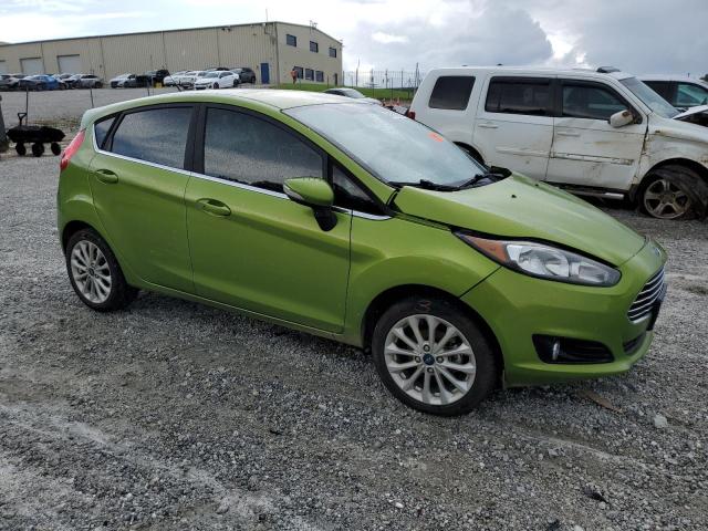  FORD FIESTA 2018 Зеленый