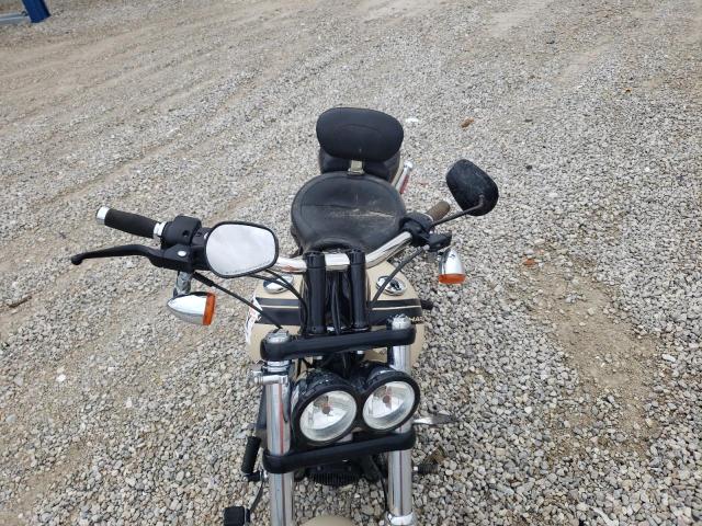  HARLEY-DAVIDSON FX 2017 Кремовый