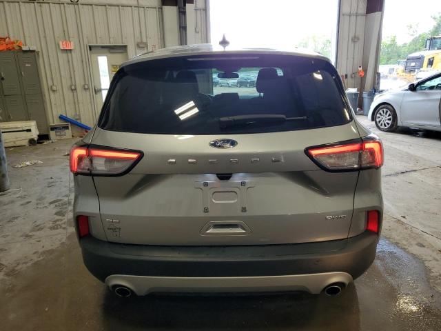  FORD ESCAPE 2022 Srebrny
