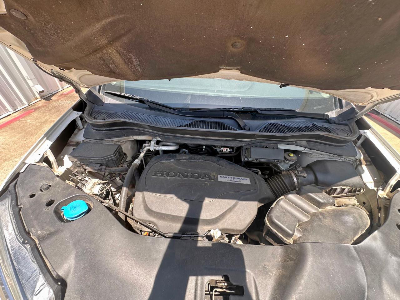 5FNYF5H14JB003014 HONDA PILOT 2018