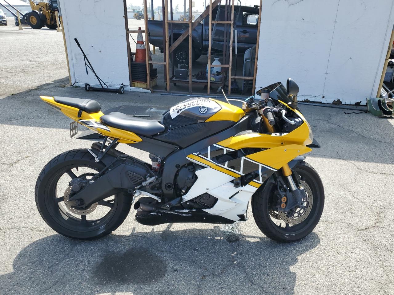 2007 Yamaha Yzfr6 L na sprzedaż w Van Nuys, CA - Frame Damage