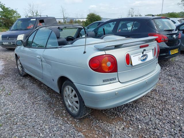 2002 RENAULT MEGANE DYN