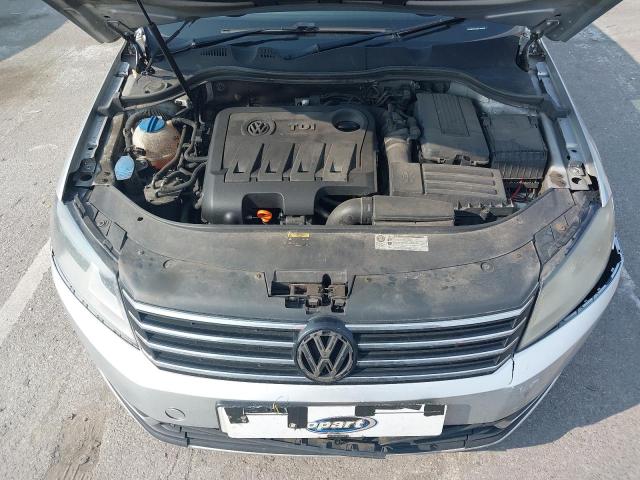 2013 VOLKSWAGEN PASSAT S B