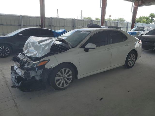  TOYOTA CAMRY 2019 White