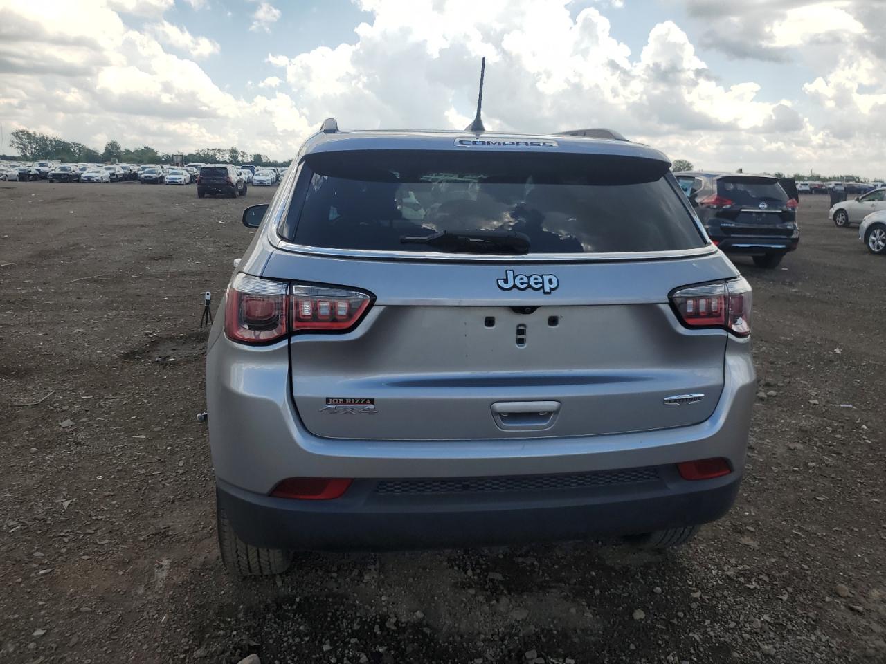 2019 Jeep Compass Latitude VIN: 3C4NJDBB0KT689598 Lot: 62370715