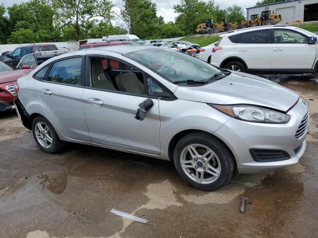  FORD FIESTA 2019 Srebrny