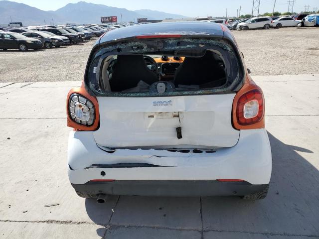 Coupet SMART FORTWO 2016 Biały