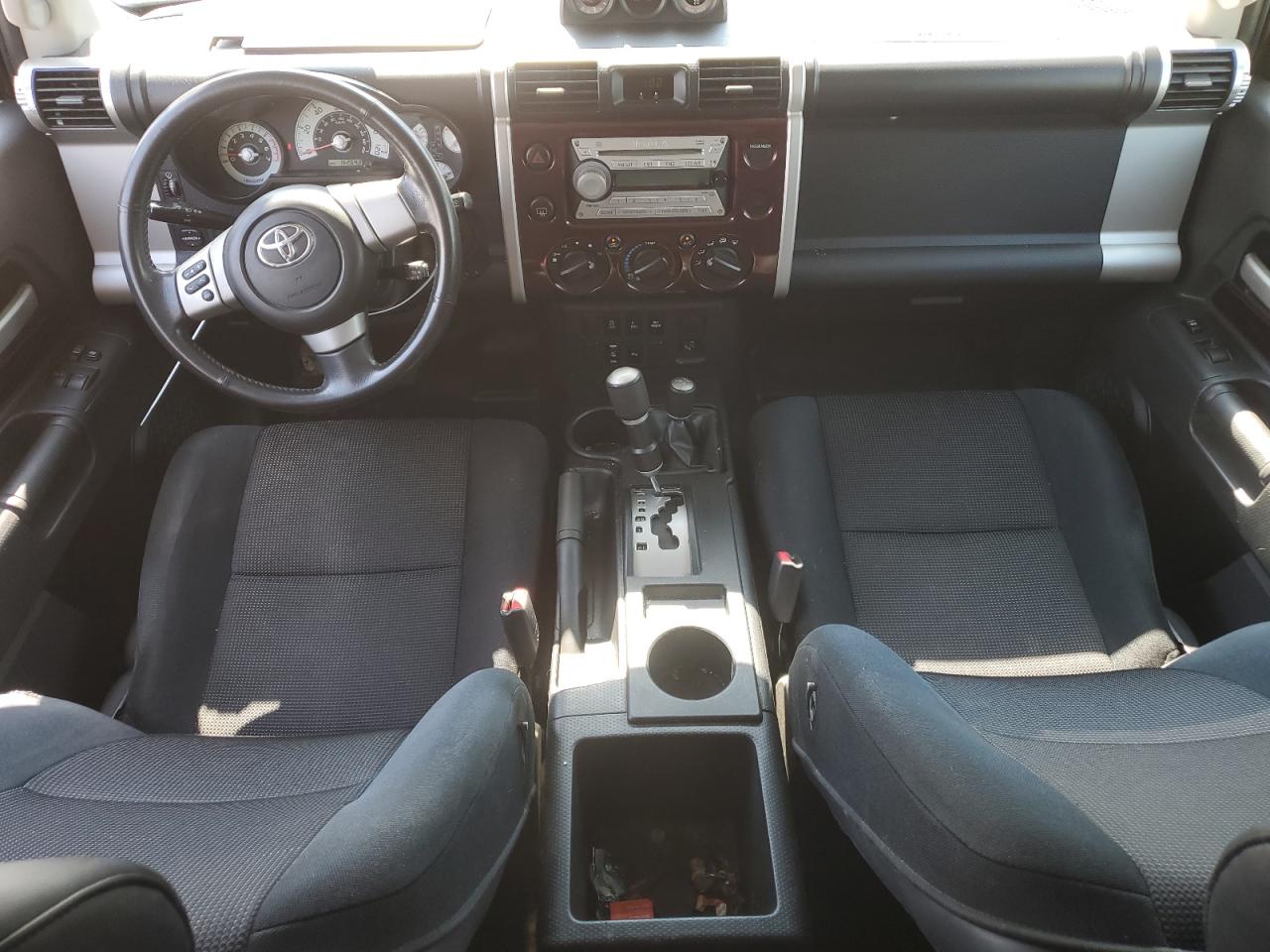 2007 Toyota Fj Cruiser VIN: JTEBU11F770082238 Lot: 60124085