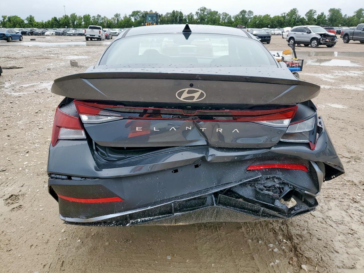 2025 Hyundai Elantra Sel Sport VIN: KMHLM4DGXSU009098 Lot: 63104535