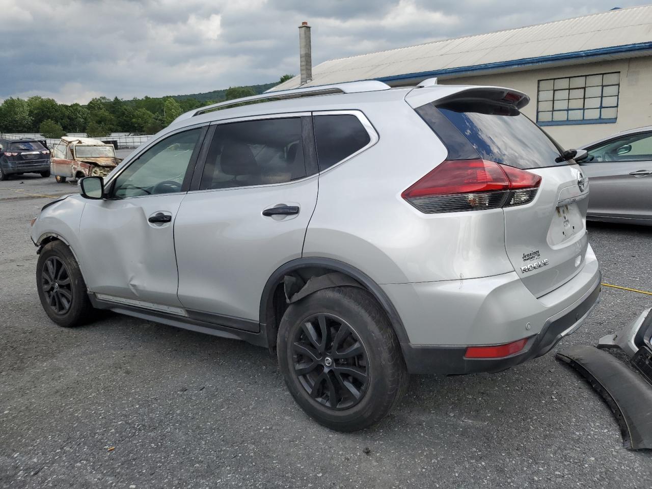 NISSAN ROGUE 2020 VIN KNMAT2MT7LP527556 photo 2