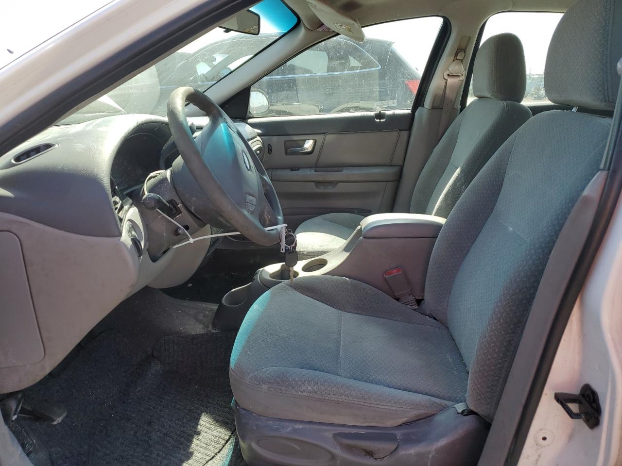 2000 Ford Taurus Lx VIN: 1FAFP5222YA168638 Lot: 60710415