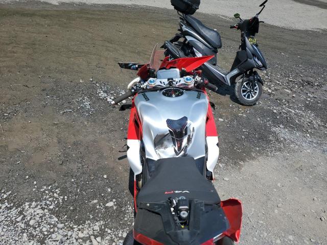  DUCATI PANIGALE 2023 Красный