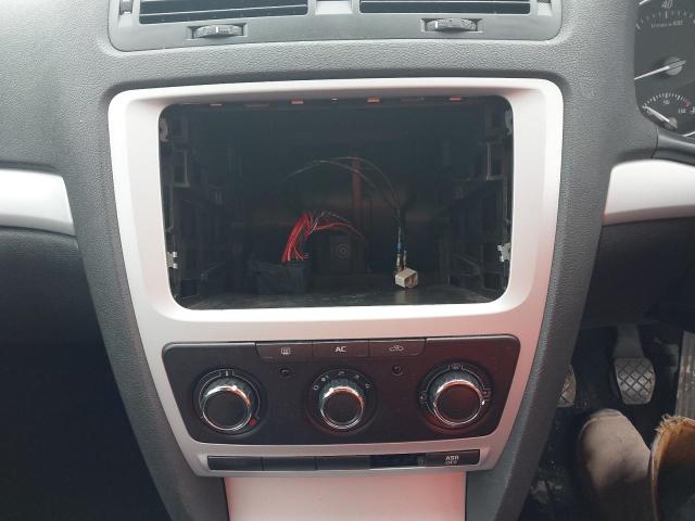 2011 SKODA OCTAVIA SE