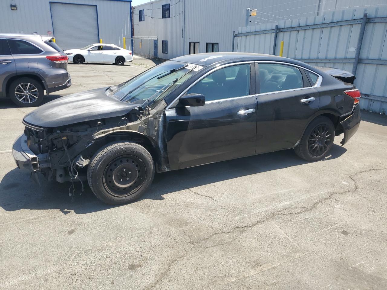 2014 Nissan Altima 2.5 продається в Vallejo, CA - Front End
