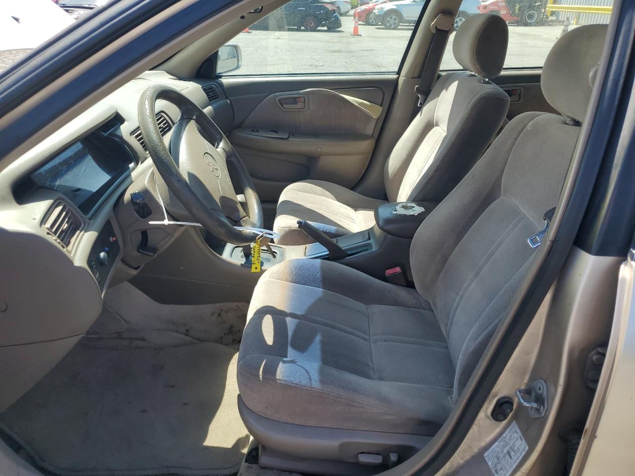 1999 Toyota Camry Le VIN: JT2BF22K8X0180476 Lot: 61255615