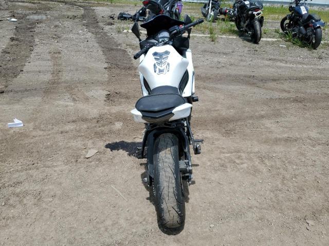 2015 KAWASAKI EX650 E