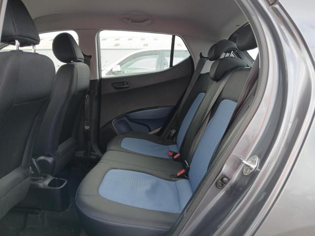 2015 HYUNDAI I10 SE