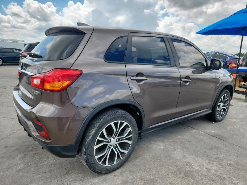  MITSUBISHI OUTLANDER 2019 Szary