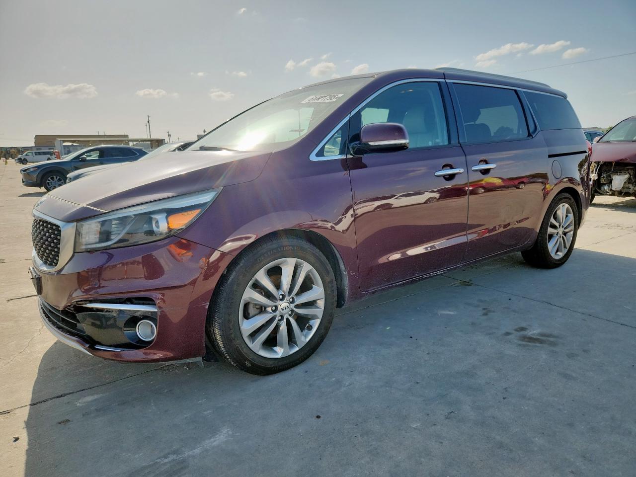 2016 Kia Sedona Sxl for Sale in Grand Prairie, TX - Front End