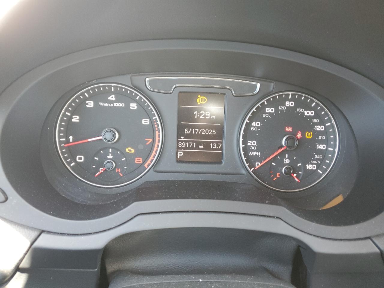 2017 Audi Q3 Premium Plus VIN: WA1JCCFSXHR007139 Lot: 60569485