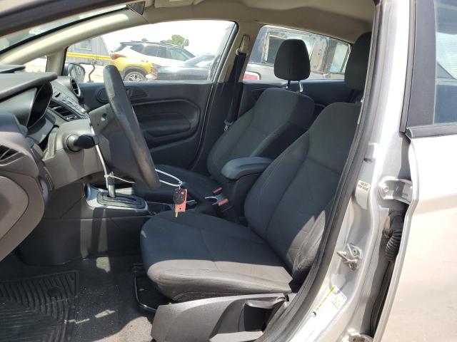 Sedans FORD FIESTA 2017 Silver