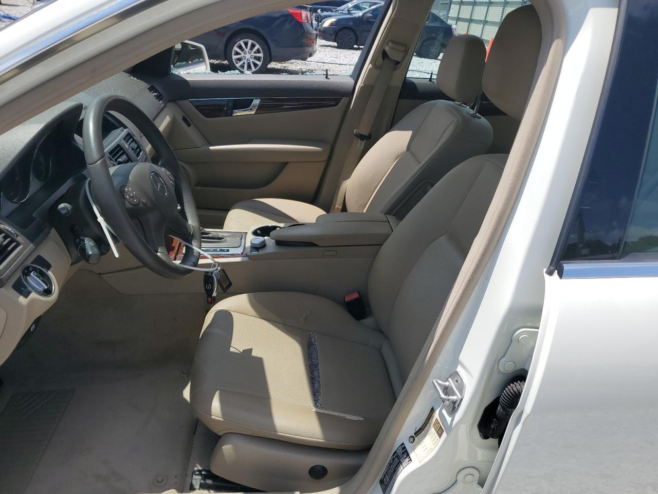 2011 Mercedes-Benz C 300 VIN: WDDGF5EB5BA474565 Lot: 61918055