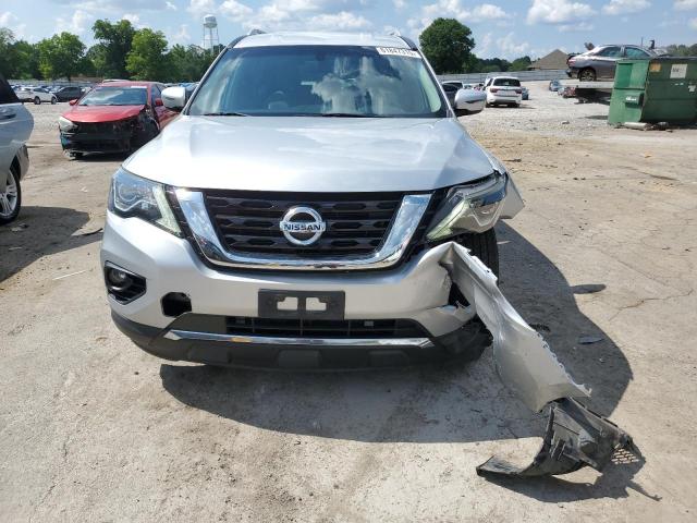  NISSAN PATHFINDER 2018 Srebrny