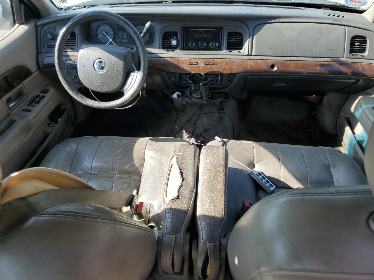 2007 Mercury Grand Marquis Ls VIN: 2MEFM75V87X632203 Lot: 61956345