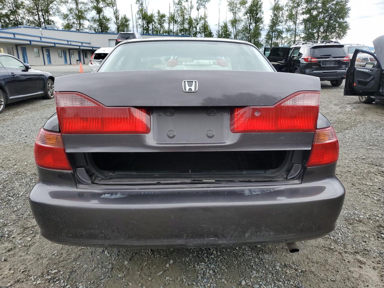1999 Honda Accord Lx VIN: JHMCG5643XC051077 Lot: 62886635