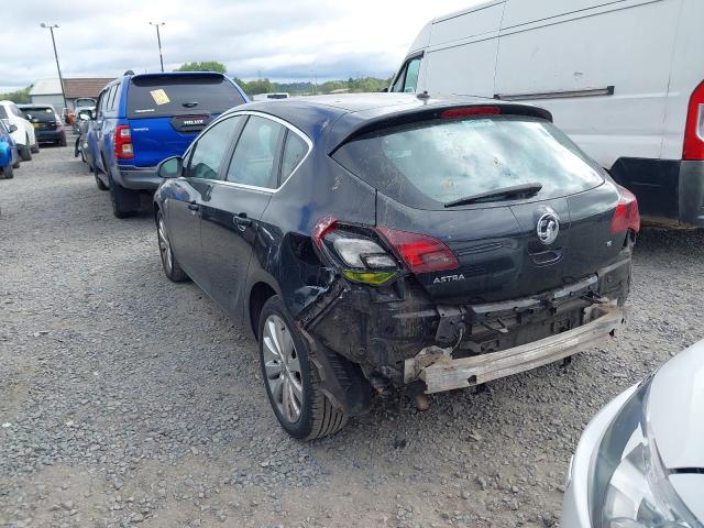 2011 VAUXHALL ASTRA SE