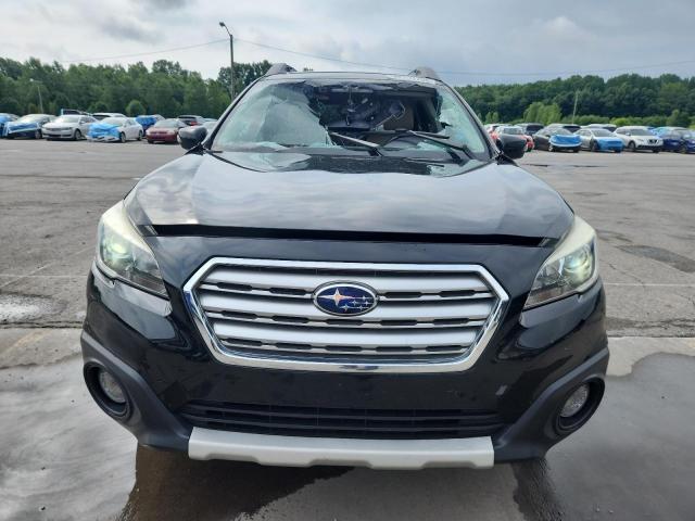  SUBARU OUTBACK 2016 Czarny