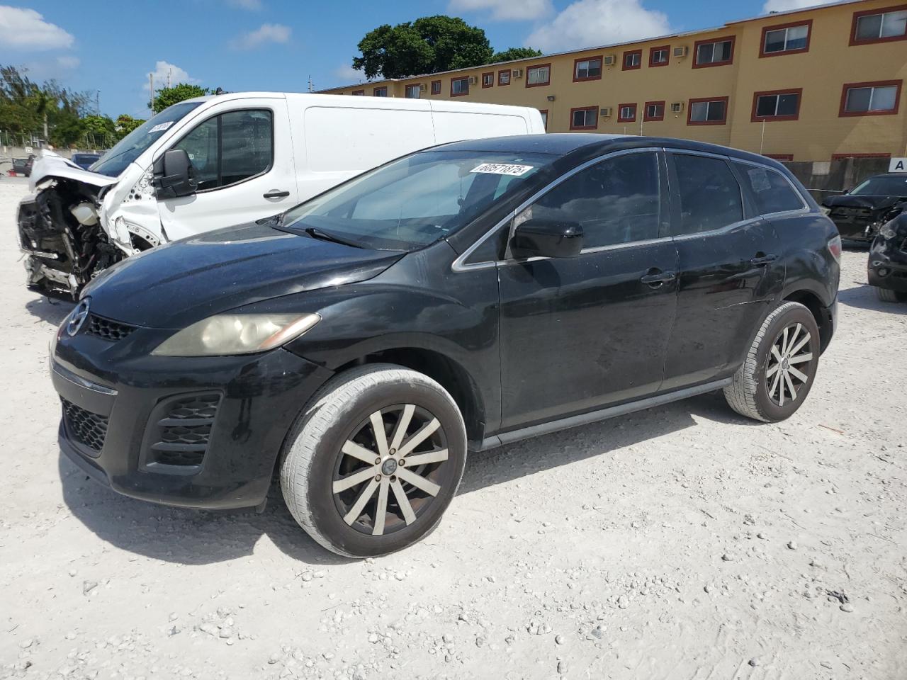 2011 Mazda Cx-7 for Sale in Opa Locka, FL - Front End